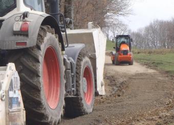 Malaxage et compactage des matériaux traités