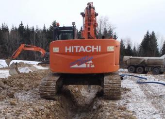 Terrassement fouilles pour canalisations réseaux humides 