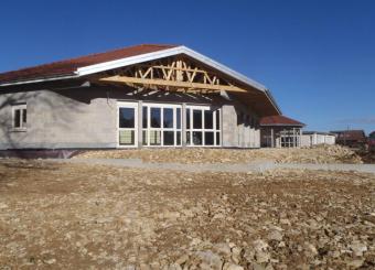 Vue du bâtiment avant travaux de finitions VRD