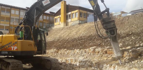 Terrassement en terrain rocheux 