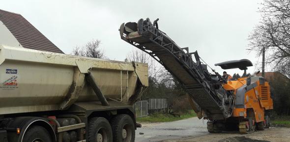 travaux de rabotage avant pose de l'enrobé 